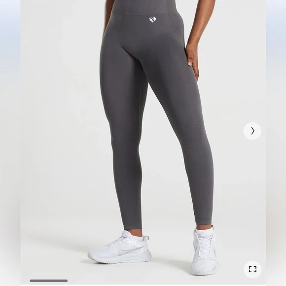 Grey Women's Leggings compression - Picture 2 of 2